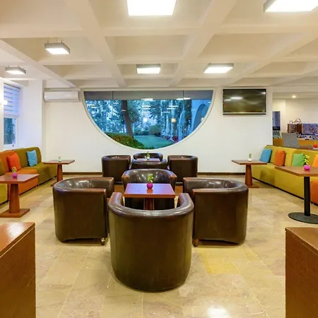 拉布拉达阿兰图酒店 度假村