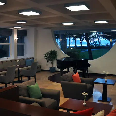 拉布拉达阿兰图酒店 度假村